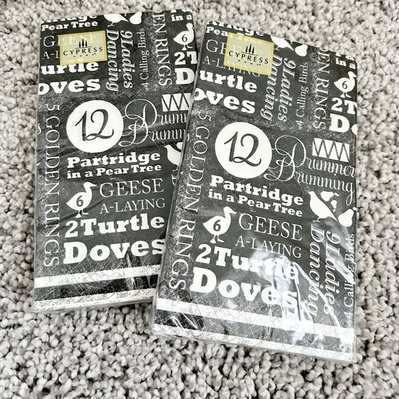 Three PKGS of Christmas Paper Napkins Black & White SEALED - Picture 5 of 11